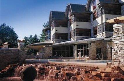 Sundara Inn And Spa Lake Delton Exterior photo