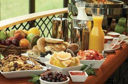 Sundara Inn And Spa Lake Delton Restaurant photo